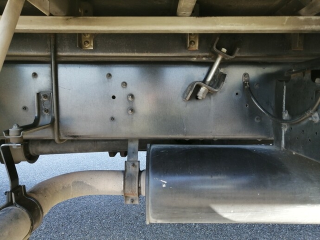 UDトラックス（日産） ビッグサム 大型 ウィング KL-CD48B(4826) 52枚目