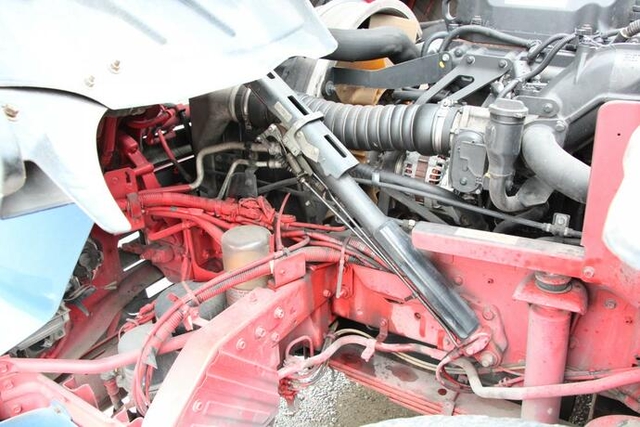 UDトラックス（日産） クオン 大型 深ダンプ（土砂禁） QKG-CD5YL(11822) 37枚目