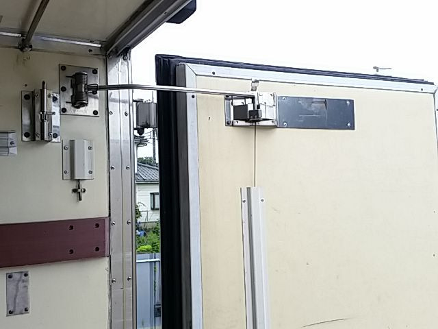 日野 レンジャー 中型 冷蔵冷凍バン ADG-FC7JKWA(11732) 34枚目