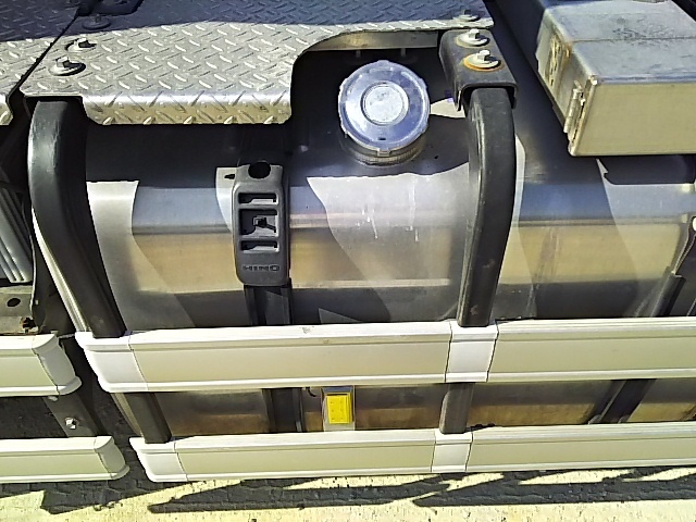 日野 プロフィア 大型 トラクタ QPG-SH1EDDG(7542) 21枚目