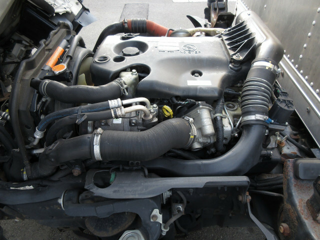 いすゞ エルフ 小型 バン BKG-NLR85AN(9227) 19枚目