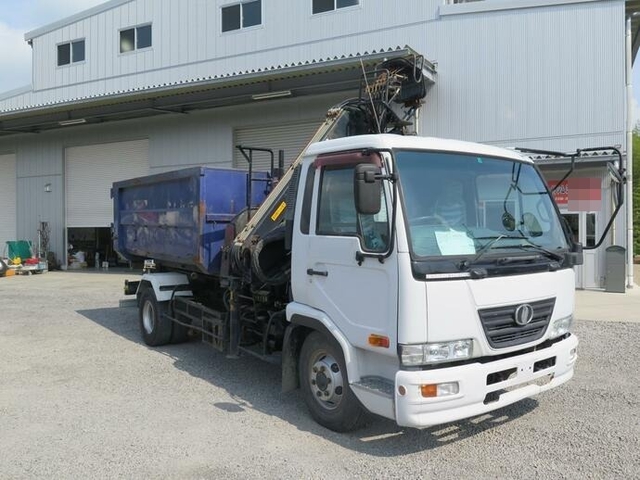 UDトラックス（日産） コンドル 中型 コンテナ専用車 PB-MK36A(11002) 3枚目