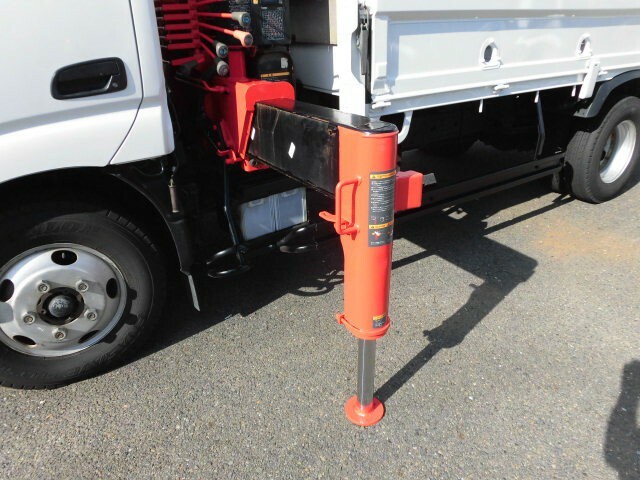 トヨタ ダイナ 小型 平ボディ（クレーン付） TKG-XZU650(7166) 21枚目