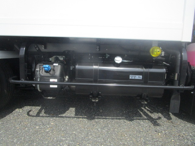 三菱ふそう キャンター 小型 冷蔵冷凍バン 2RG-FBAV0(107997) 36枚目