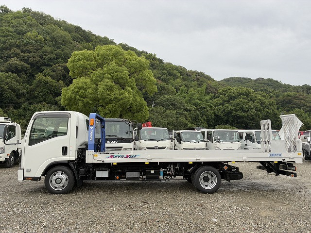 いすゞ エルフ 小型 キャリアカー 2RG-NPR88AN(106371) 4枚目