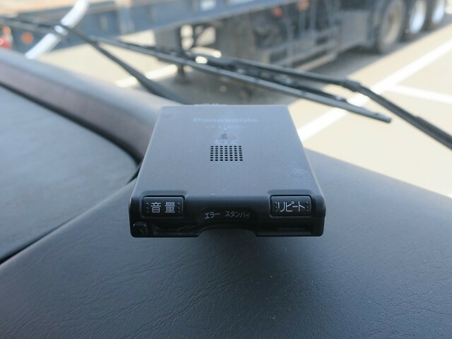 いすゞ ギガ 大型 冷蔵冷凍ウィング QKG-CYJ77AA(30018) 21枚目