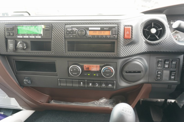 日野 レンジャー 中型 冷蔵冷凍バン 2KG-FD2ABG(108427) 42枚目