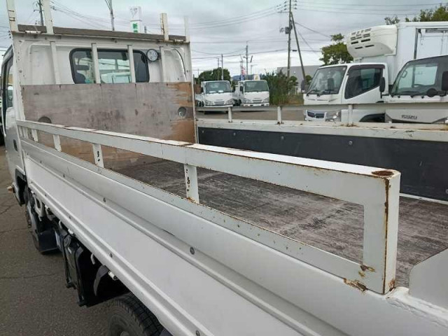 いすゞ エルフ 小型 平ボディ 2RG-NJS88A(111458) 13枚目