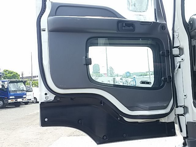 いすゞ ギガ 大型 トラクタ PJ-EXD52D6(11542) 64枚目