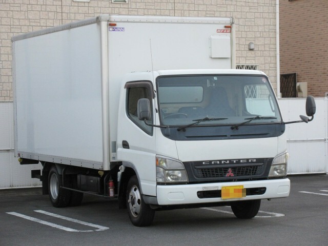 Mitsubishi Fuso canter Small Box body KK-FE82EEV(7720) 1枚目