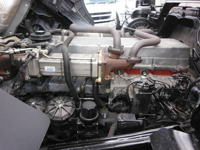 日野 プロフィア 大型 ウィング QPG-FW1EZEJ(30249) 12枚目