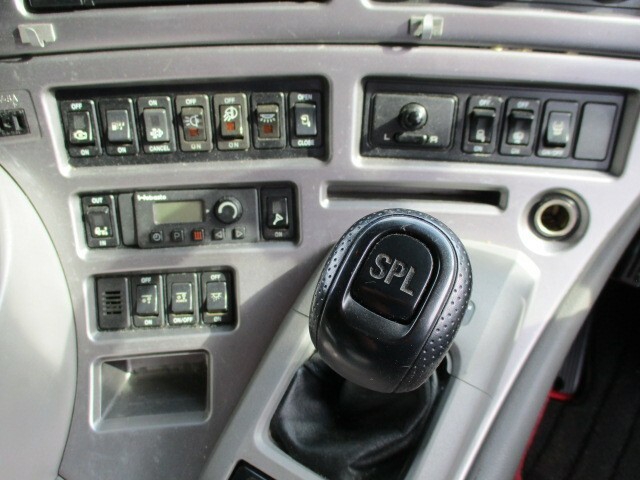 UDトラックス（日産） クオン 大型 冷蔵冷凍バン QKG-CD5ZA(9276) 35枚目