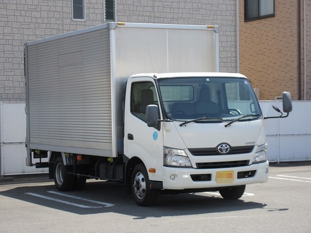 トヨタ ダイナ 小型 バン TKG-XZU710(11557) 2枚目