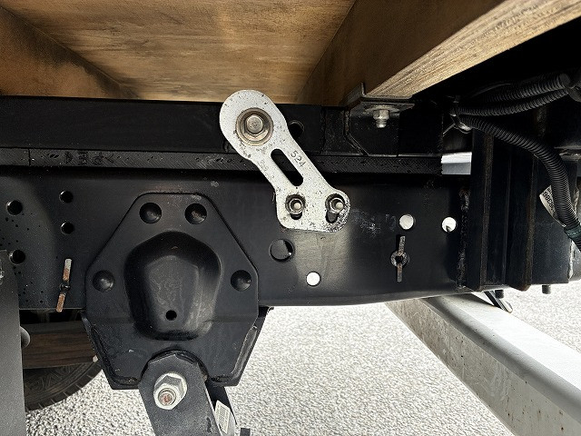 Isuzu elf Small Flat body 2RG-NKR88A(104585) 34枚目
