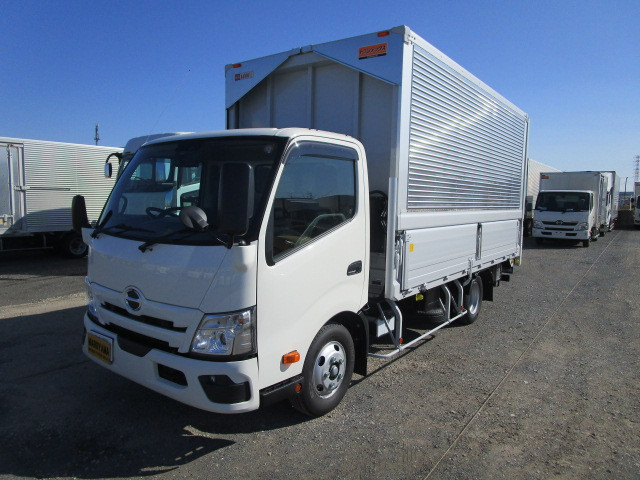 日野 デュトロ 小型 ウィング 2WG-XZU713N(111484) 9枚目