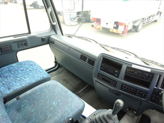 UDトラックス（日産） コンドル 増トン バキュームカー/糞尿車 KL-PK262FZ(109609) 26枚目