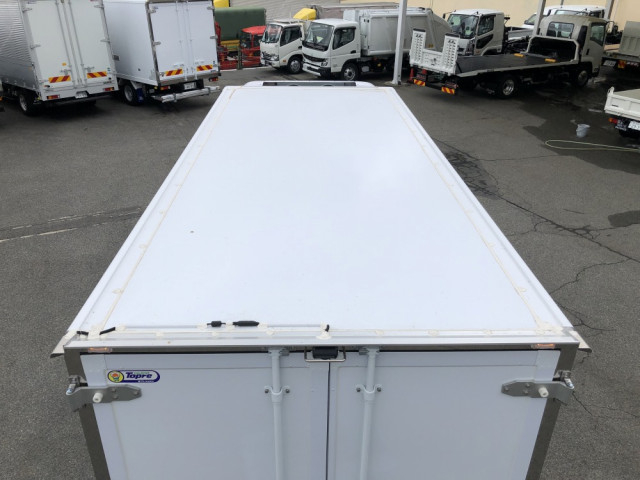 Mitsubishi Fuso canter Small Freezer box_body 2RG-FEAV0(107652) 54枚目