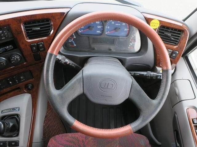 UDトラックス（日産） クオン 大型 ウィング QKG-CG5ZE(36951) 15枚目