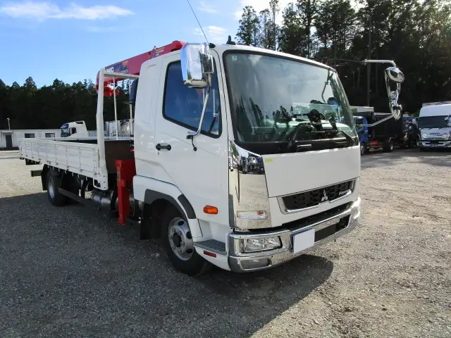 三菱ふそう ファイター 中型 平ボディ（クレーン付） 2KG-FK62F(112028) 3枚目