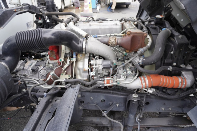 日野 レンジャー 中型 冷蔵冷凍バン 2KG-FD2ABA(107421) 15枚目