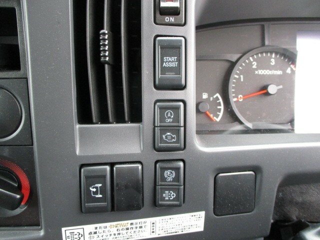 いすゞ エルフ 小型 バン 2RG-NLR88AN(6808) 10枚目