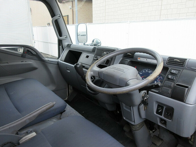 三菱ふそう キャンター 小型 バン PDG-FE70B(7703) 39枚目