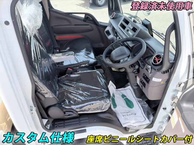 三菱ふそう キャンター 小型 平ボディ 2RG-FEAV0(112294) 4枚目