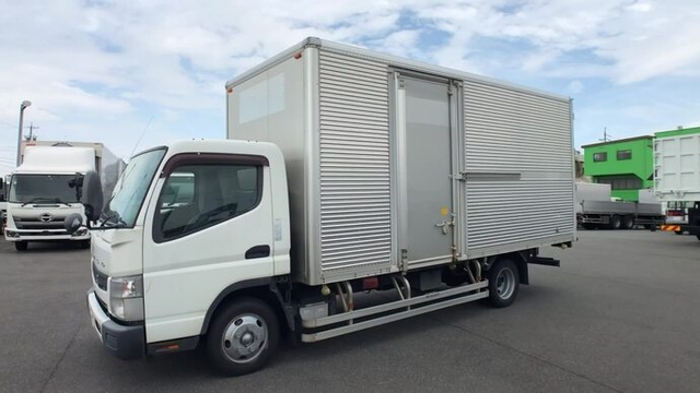Mitsubishi Fuso canter Small Box body TKG-FEB50(34632) 5枚目