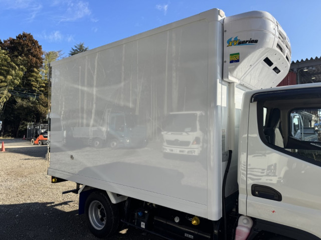 三菱ふそう キャンター 小型 冷蔵冷凍バン 2RG-FBA20(99094) 5枚目