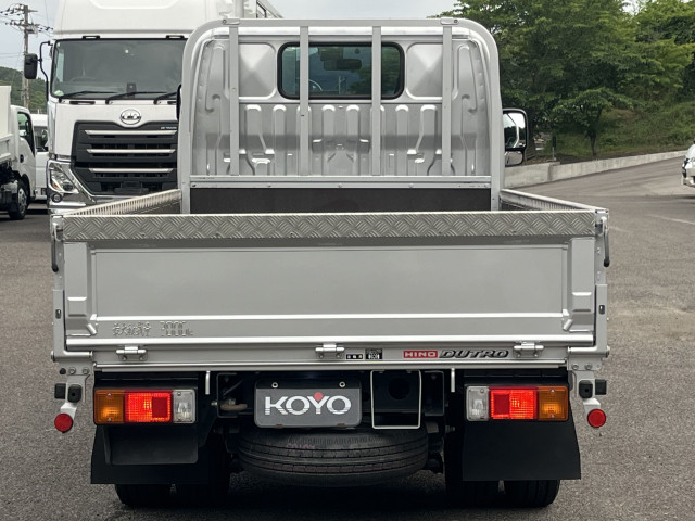 日野 デュトロ 小型 平ボディ TPG-XZU605M(109377) 6枚目