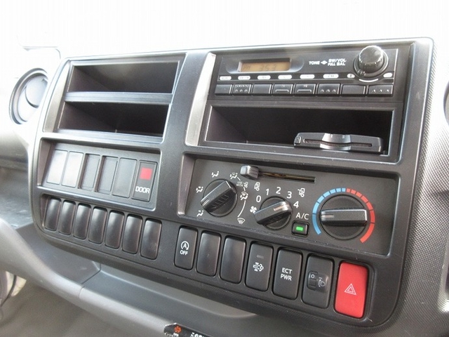 トヨタ ダイナ 小型 バン TKG-XZU710(11911) 41枚目