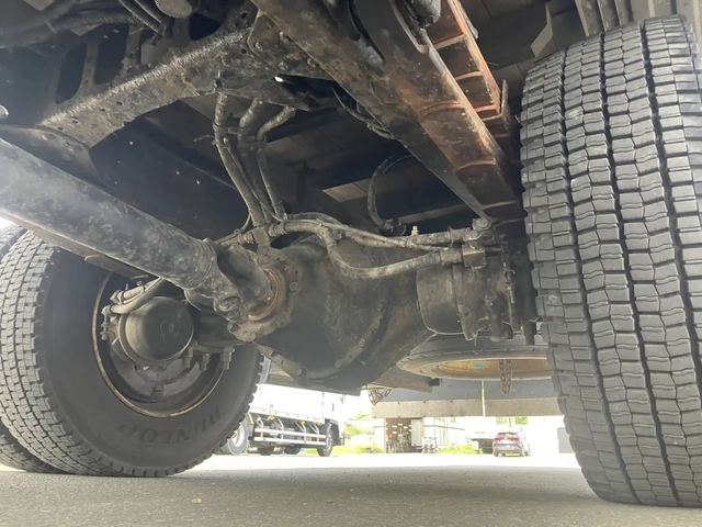 三菱ふそう ファイター 増トン 平ボディ（クレーン付） 2KG-FK62FZ(106806) 19枚目