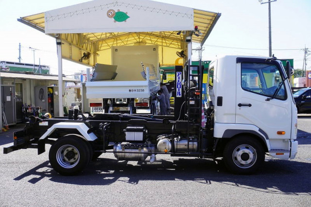 三菱ふそう ファイター 中型 コンテナ専用車 2KG-FK72F(113339) 5枚目