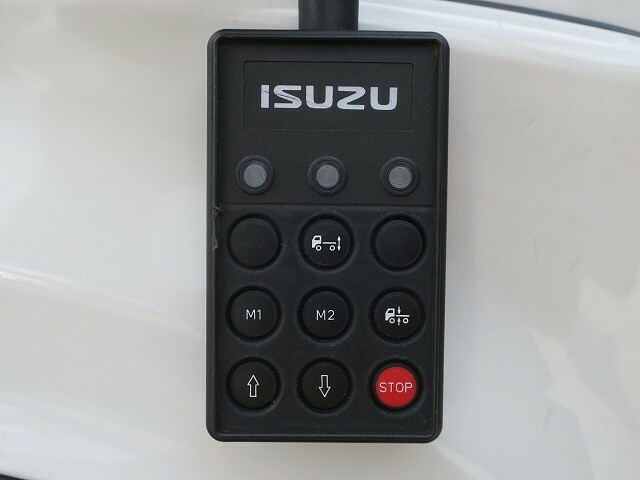 いすゞ ギガ 大型 ウィング QKG-CYJ77A(35575) 38枚目
