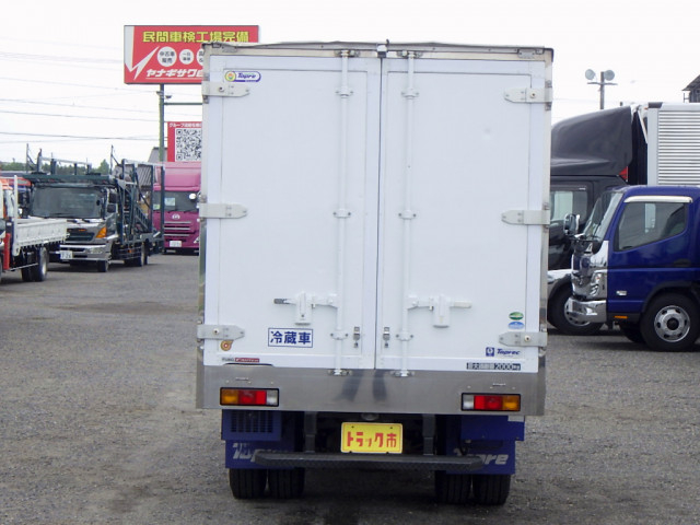 三菱ふそう キャンター 小型 冷蔵冷凍バン TPG-FBA50(110061) 6枚目