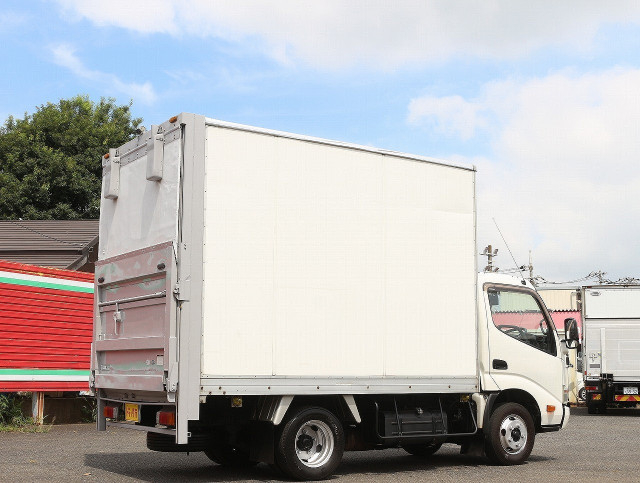 日野 デュトロ 小型 バン TKG-XZC605M(109376) 7枚目