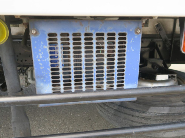 三菱ふそう ファイター 増トン 冷蔵冷凍バン SKG-FK65FY(90370) 17枚目