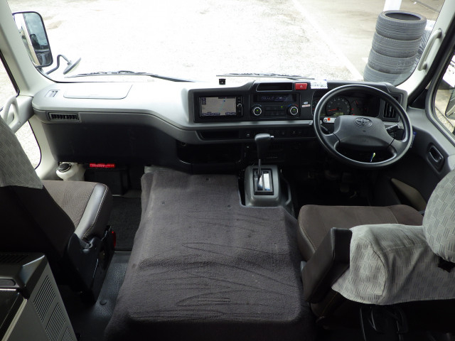 トヨタ コースター 小型 バス SDG-XZB70(110646) 28枚目