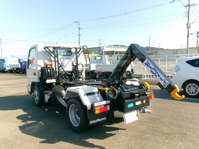 三菱ふそう キャンター 小型 コンテナ専用車 2RG-FBAV0(113133) 28枚目