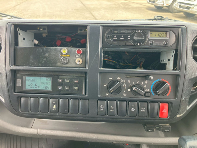 日野 デュトロ 小型 冷蔵冷凍バン TPG-XZU712M(105475) 35枚目