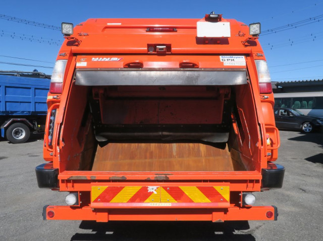 日野 レンジャー 中型 塵芥車（プレス式） 2KG-FD2ABA(112897) 4枚目