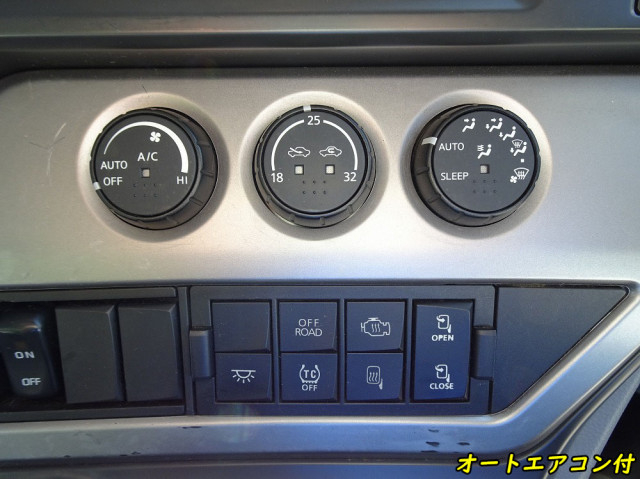 UDトラックス（日産） クオン 大型 トラクタ 2RG-GK5DAB(113262) 35枚目
