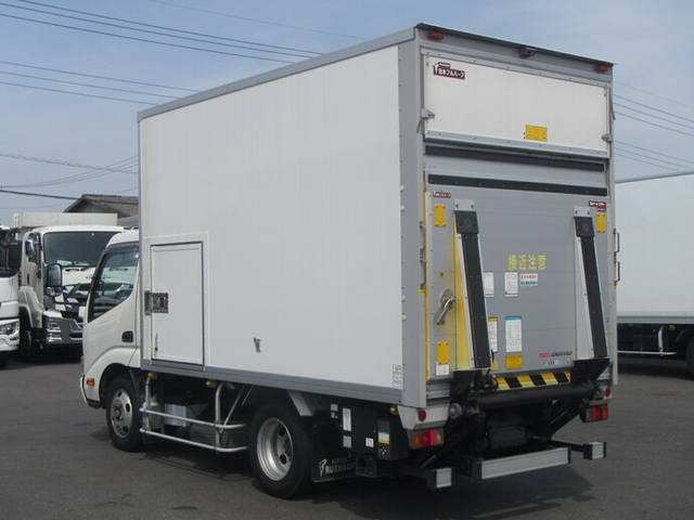 日野 デュトロ 小型 冷蔵冷凍バン TKG-XZC605M(35642) 3枚目