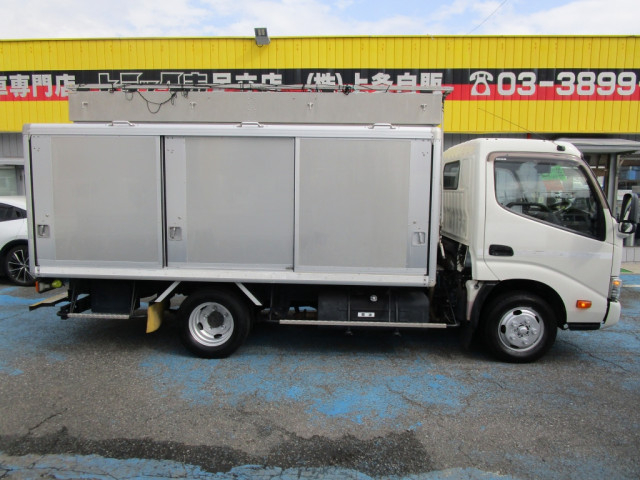 日野 デュトロ 小型 バン TKG-XZC645M(94480) 8枚目