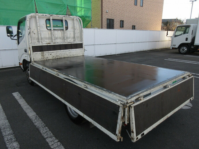 トヨタ トヨエース 小型 平ボディ TKG-XZC605(7985) 9枚目