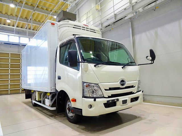 Hino dutro Small Freezer box_body 2KG-XZU775M(105440) 2枚目