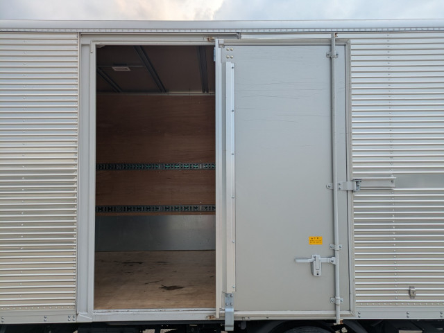 三菱ふそう キャンター 小型 バン 2PG-FEB80(109144) 34枚目