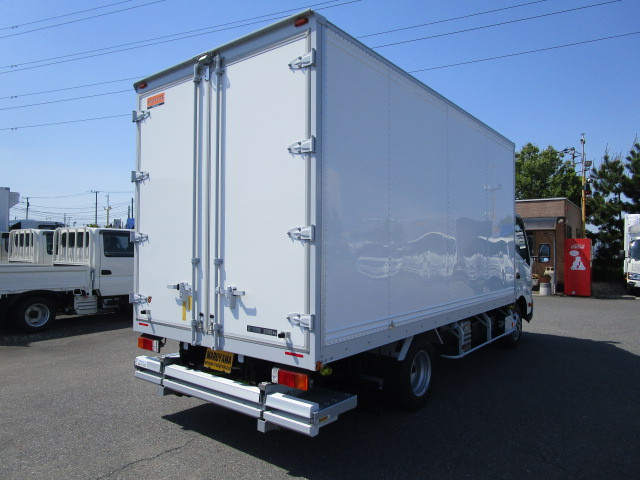 日野 デュトロ 小型 バン 2RG-XZU710M(113696) 4枚目