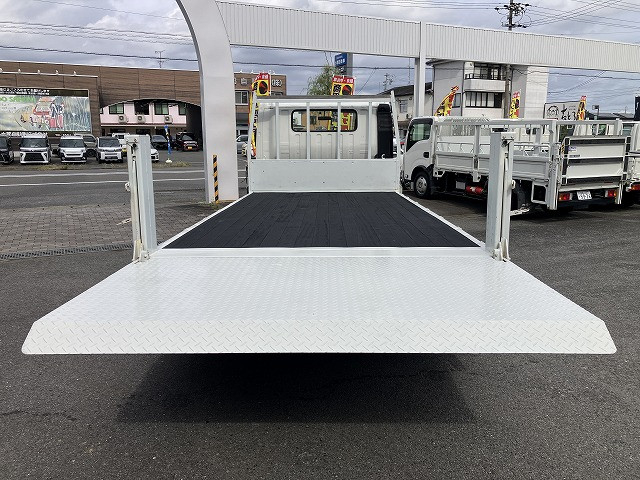 日野 デュトロ 小型 平ボディ SKG-XZU710M(113991) 16枚目