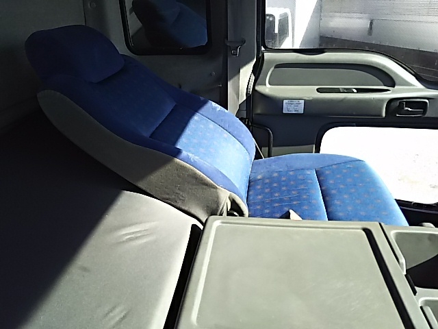 いすゞ ギガ 大型 トラクタ QKG-EXD52AD(7869) 40枚目
